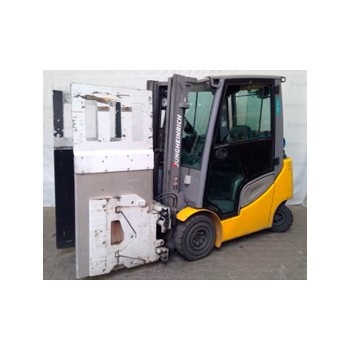 навантажувач з газовим двигуном