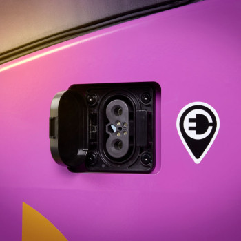 Електричний чотириколісний вилочний навантажувач - CBH 2.5 | Щогла 4800mm | AntOn by Jungheinrich