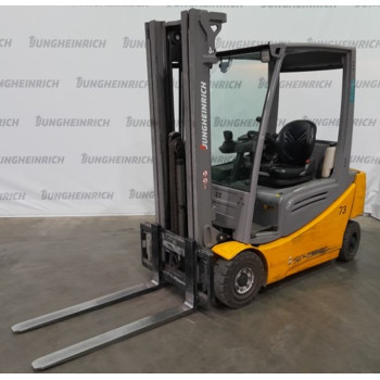 вилковий навантажувач з електричним апмводом